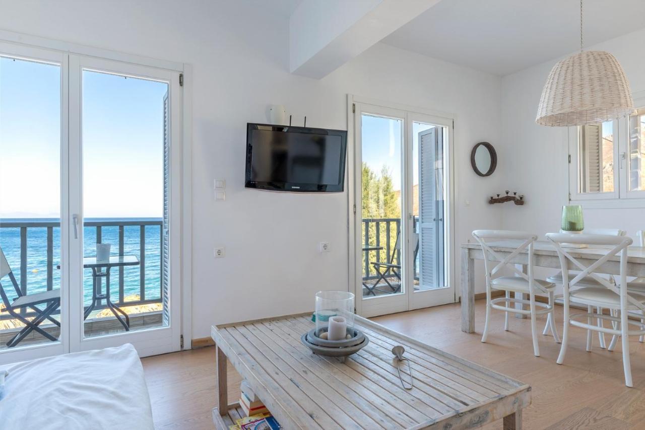 Uno Luxury Apartment With Sea View Livadia  외부 사진