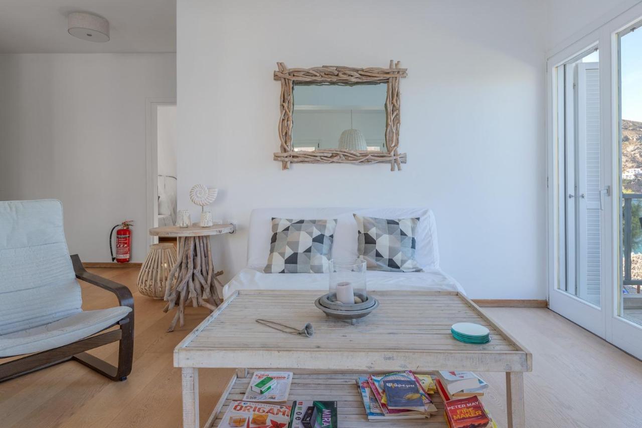 Uno Luxury Apartment With Sea View Livadia  외부 사진